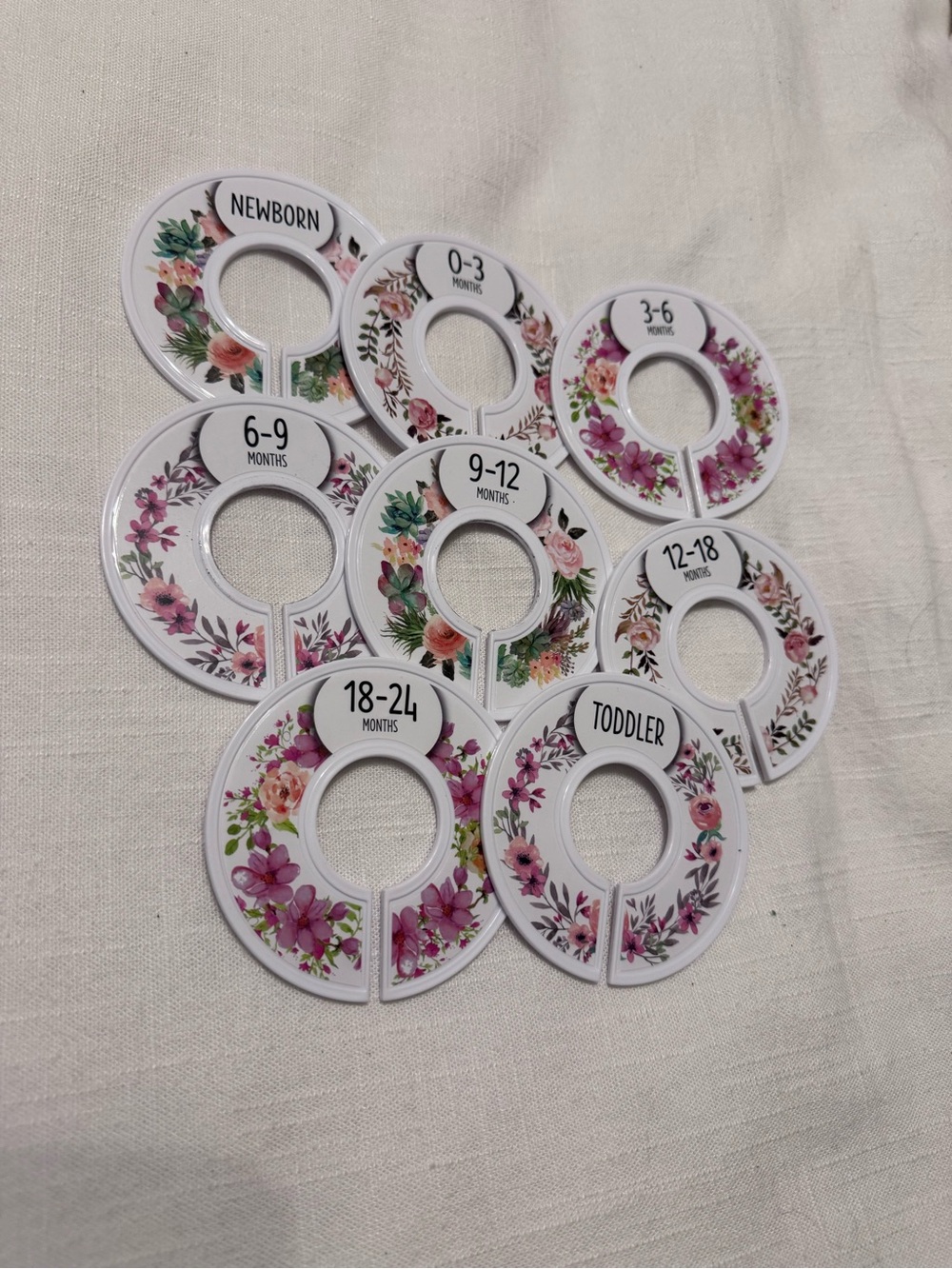 Baby clothing size closet dividers